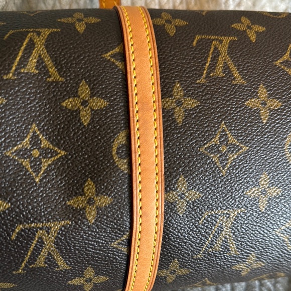 Louis Vuitton Brown Monogram Handbag - Picture 5 of 8